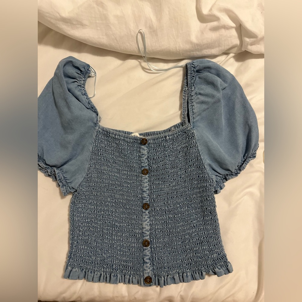Blue top with sleeves